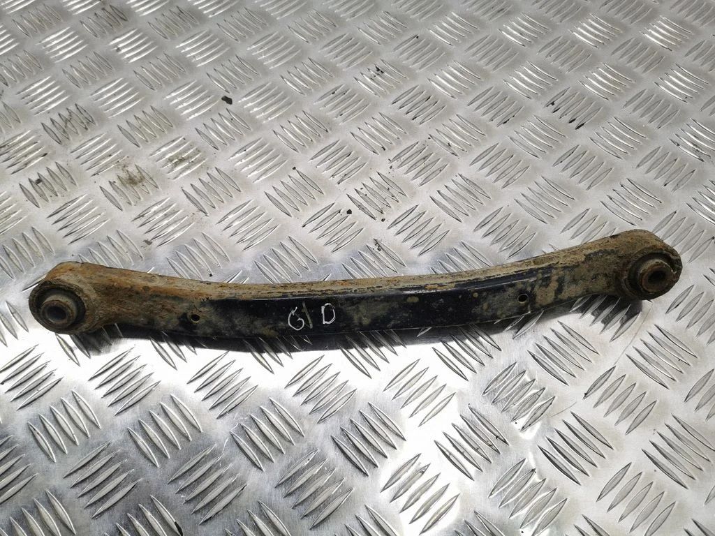 Rear upper control arm/wishbone – Hyundai i30 (2007-2012)