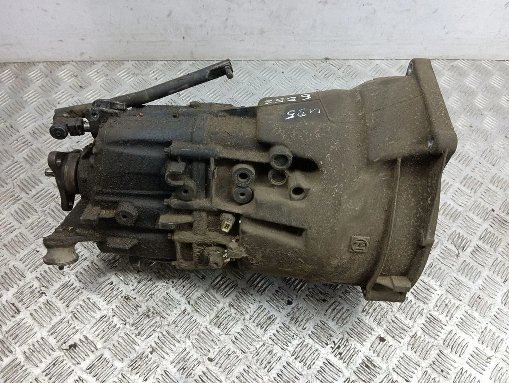 Manual 5 speed gearbox