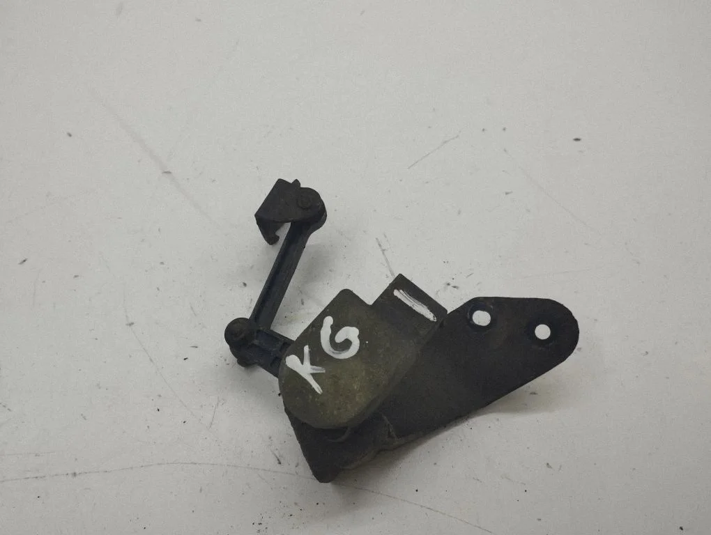 Aizmugurējās gaisa balstiekārtas augstuma sensors 4E0616571D