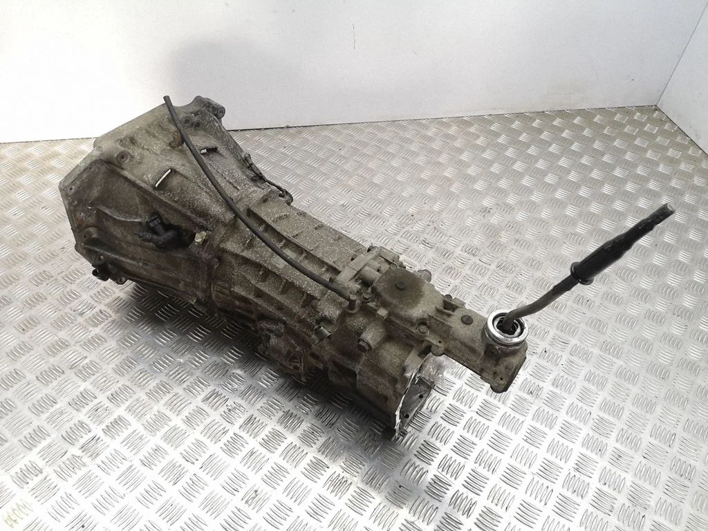 Manual 5 speed gearbox 6400436