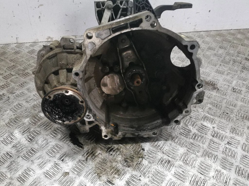 Manual 6 speed gearbox
