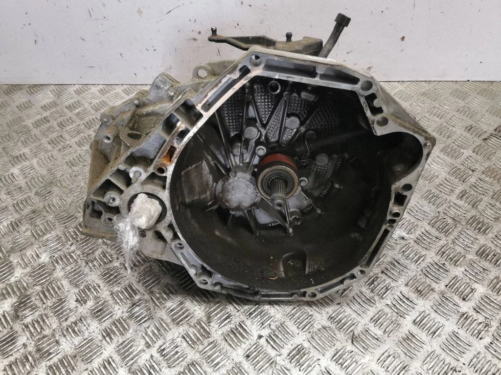 Mehaaniline 6-käiguline käigukast TL4126