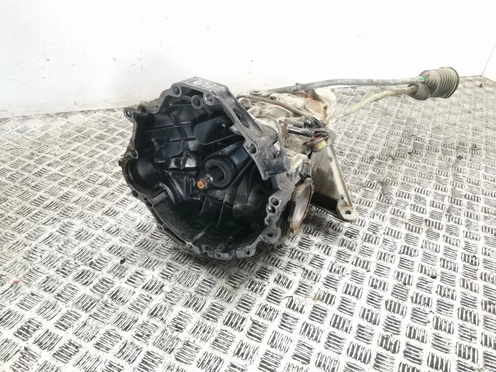 Manual 6 speed gearbox