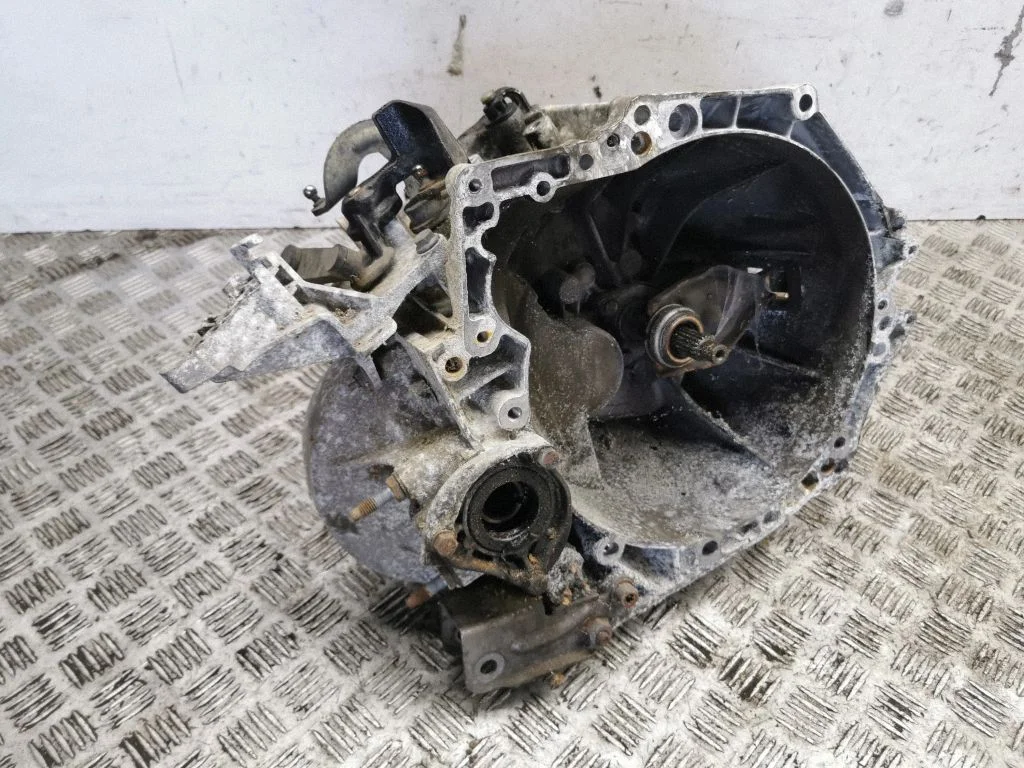 Mehaaniline 6-käiguline käigukast – Citroen C4 Grand Picasso (2013-2018)