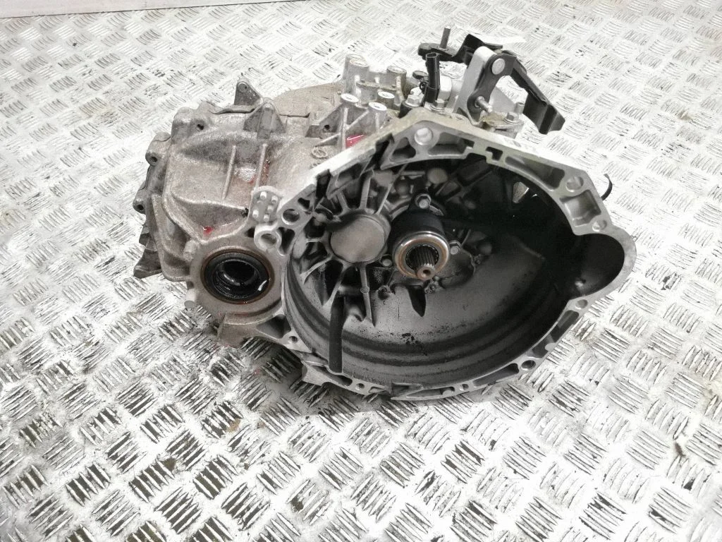 Manual 6 speed gearbox BD72PB