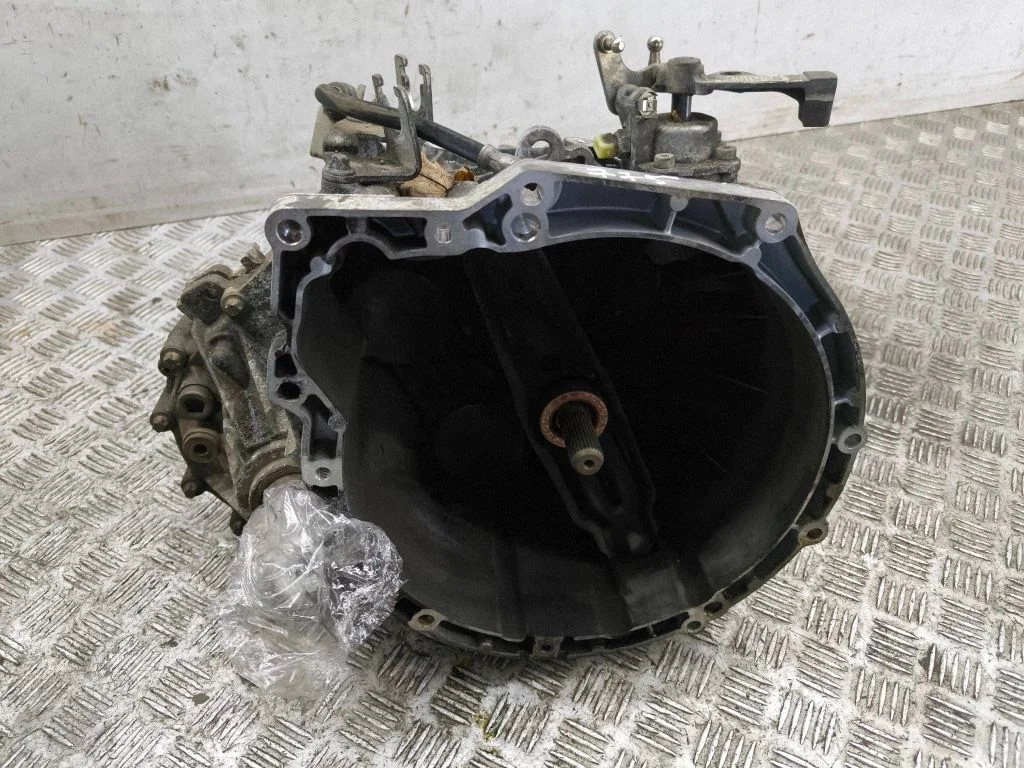 Mehaaniline 6-käiguline käigukast – Mini Cooper Countryman R60 (2011-2016)