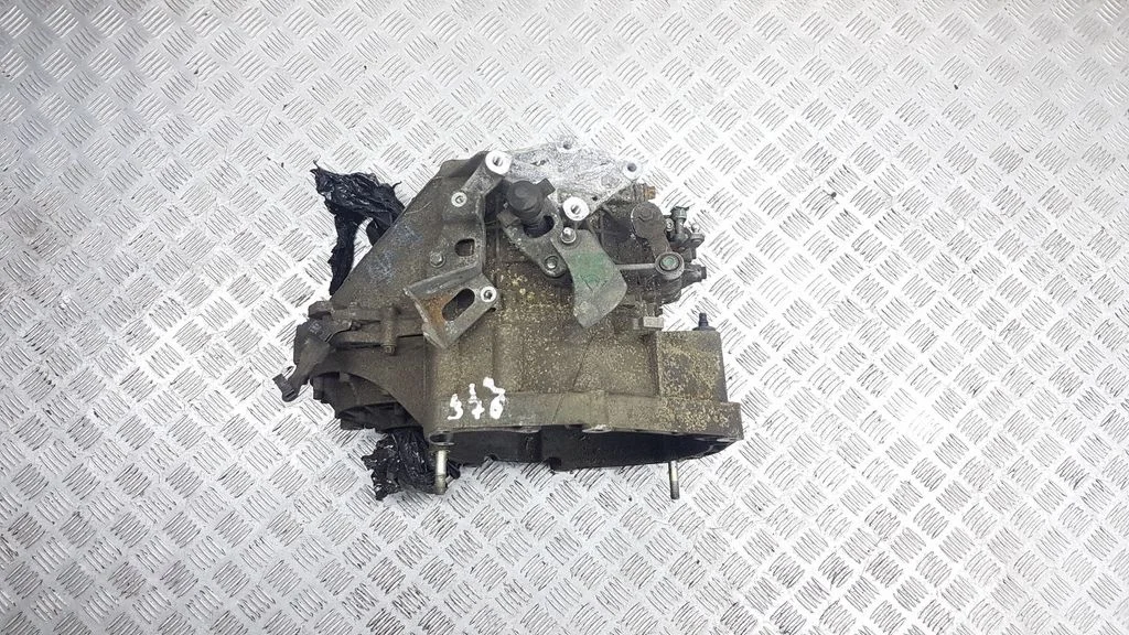 Manual 6 speed gearbox 55236747