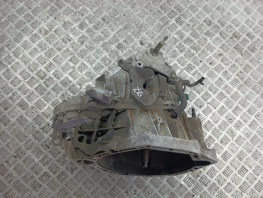 Manualna skrzynia biegów 6-biegowa – Nissan Juke I F15 (2010-2018)