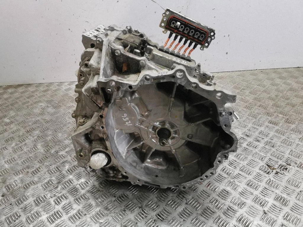 Automātiskā ātrumkārba TZ215XS002