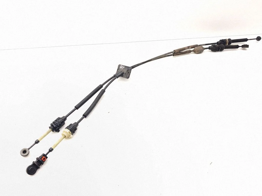Gear shift cable linkage