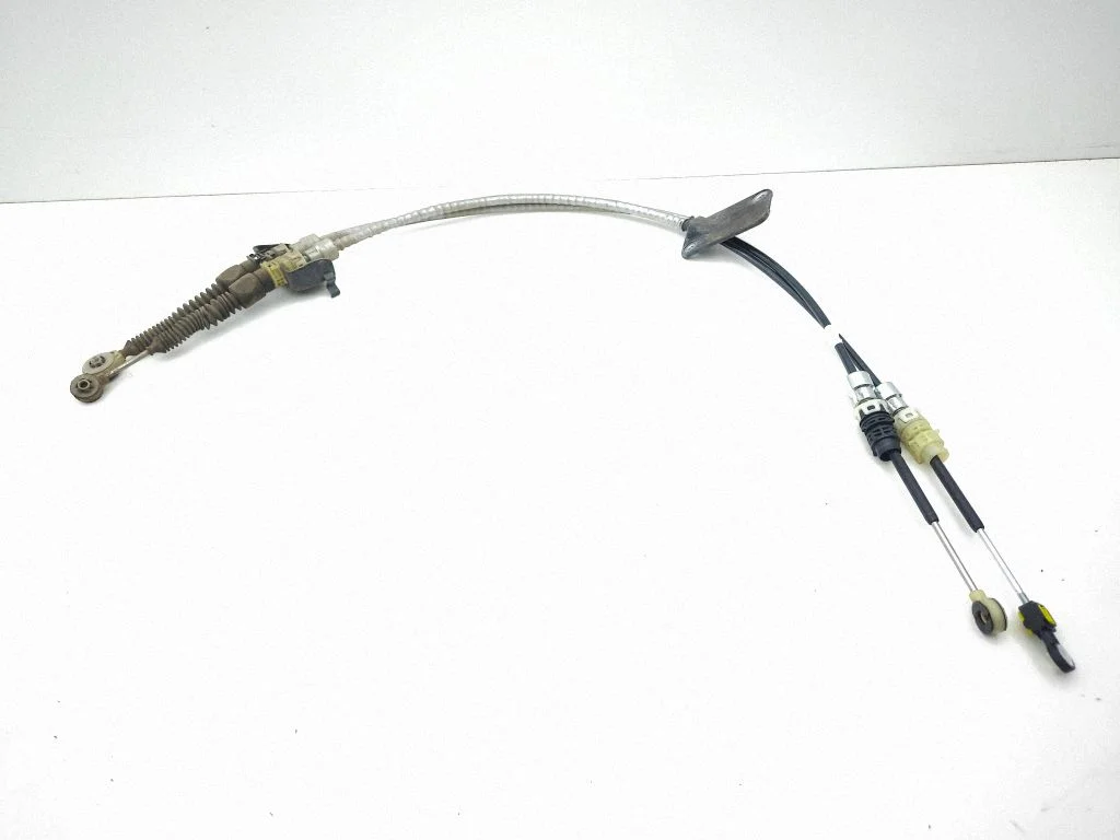 Gear shift cable linkage