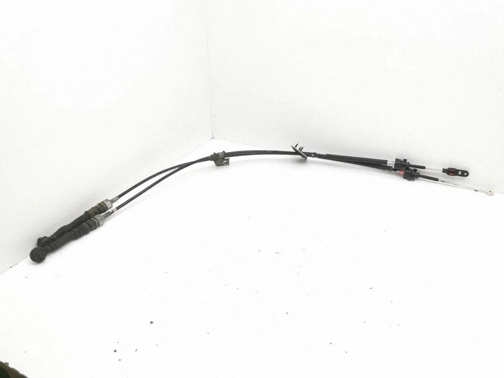 Gear shift cable linkage