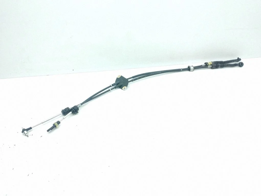 Gear shift cable linkage