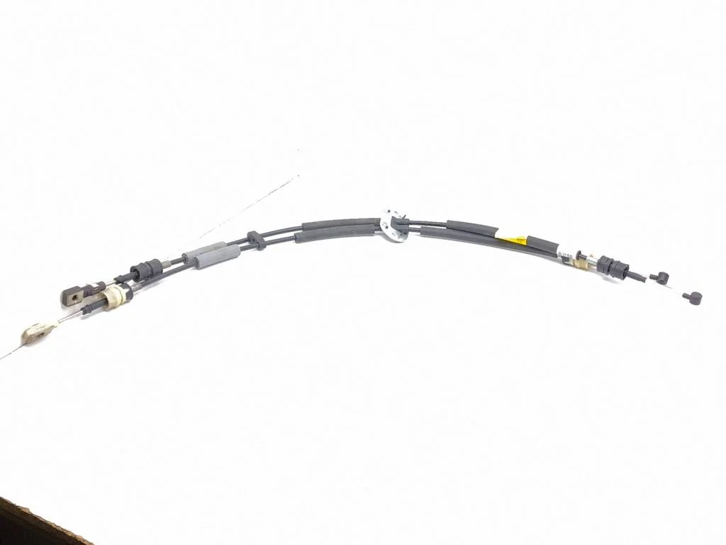 Käiguvahetuse tross LX6R7E395GE