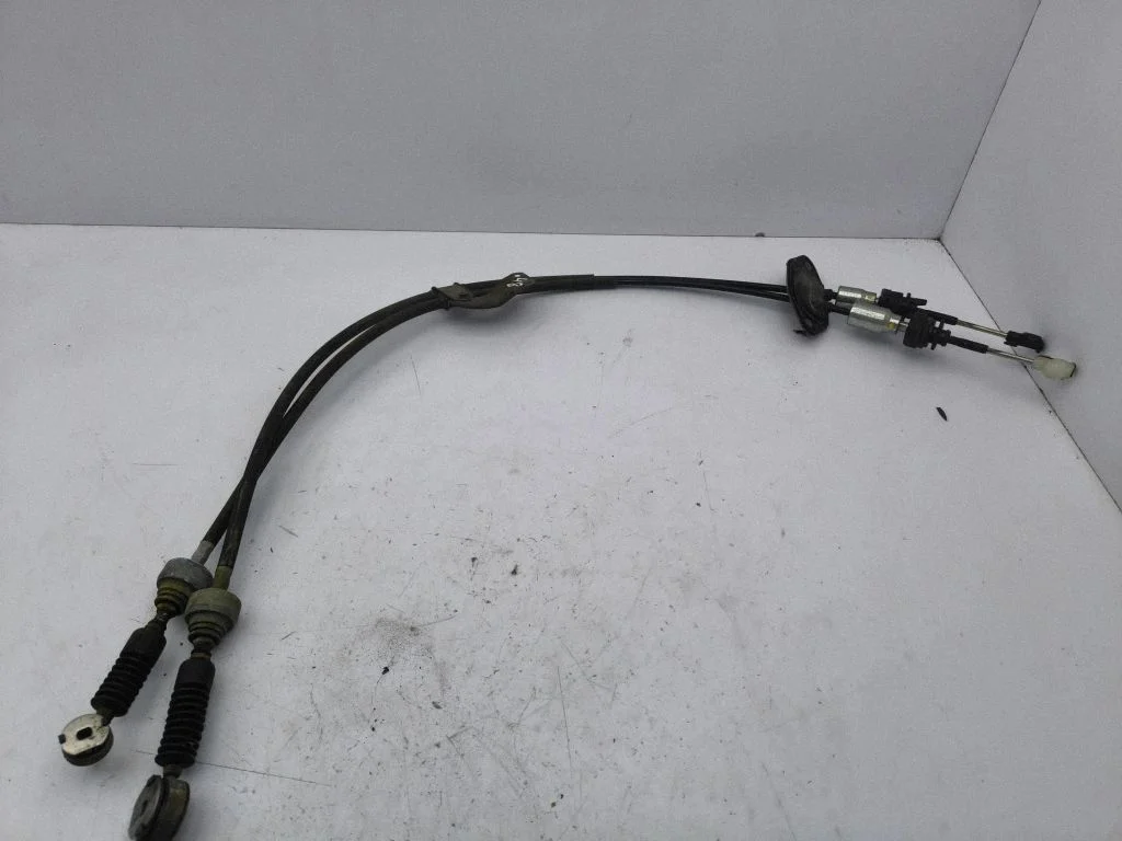 Gear shift cable linkage