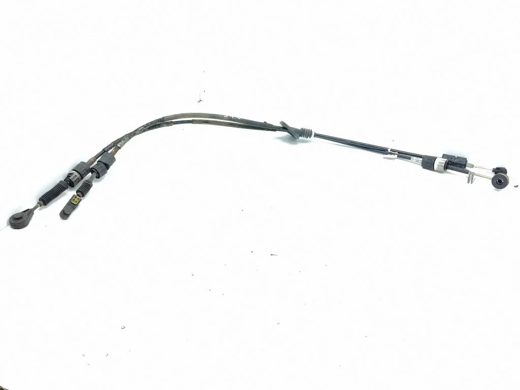 Gear shift cable linkage