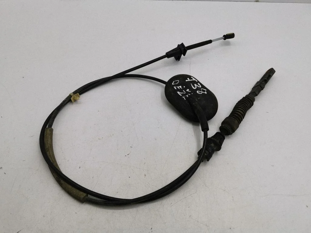 Gear shift cable linkage