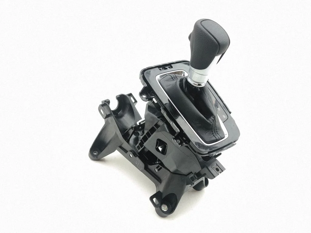 Gear selector mechanism 3M0J720