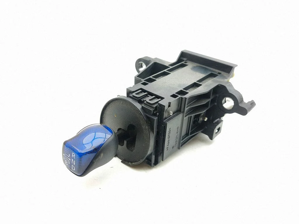 Gear selector mechanism 75G202RHD