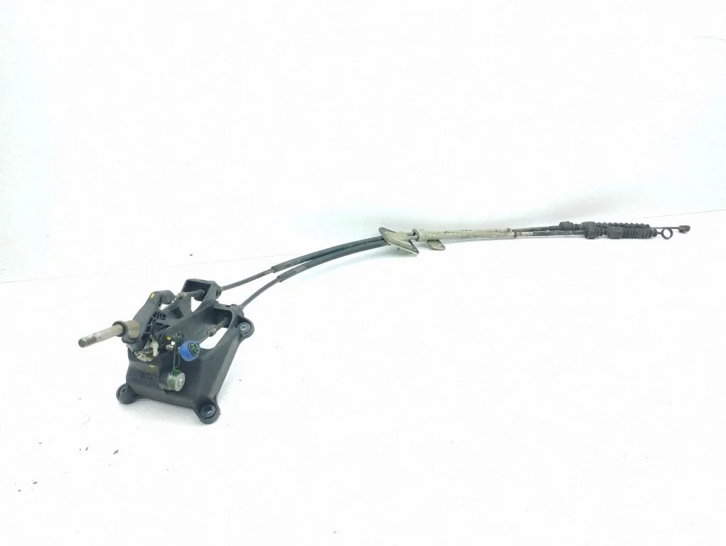 Gear selector mechanism