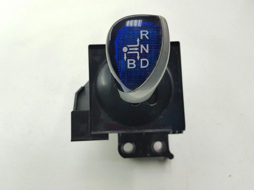 Gear shift lever 75C582