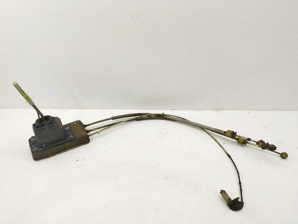 Gear selector mechanism