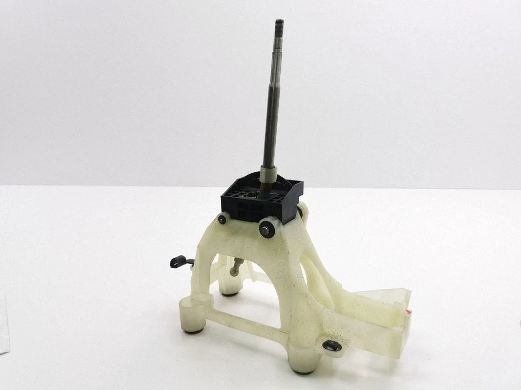 Gear selector mechanism