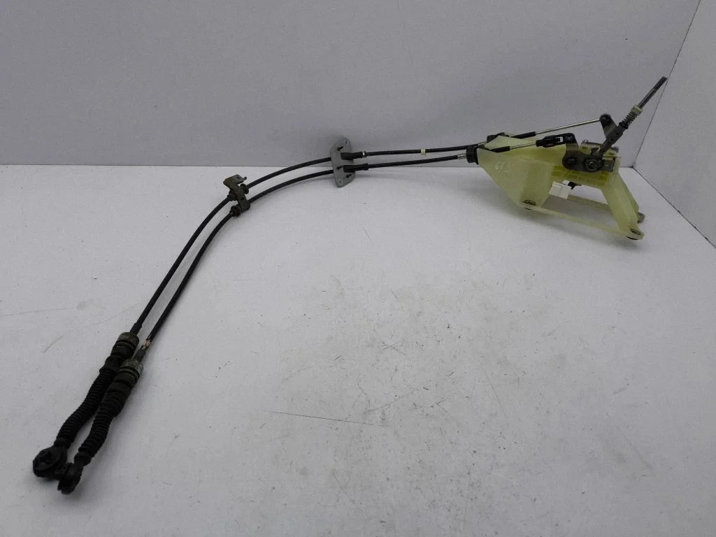 Gear selector mechanism 01200080R40