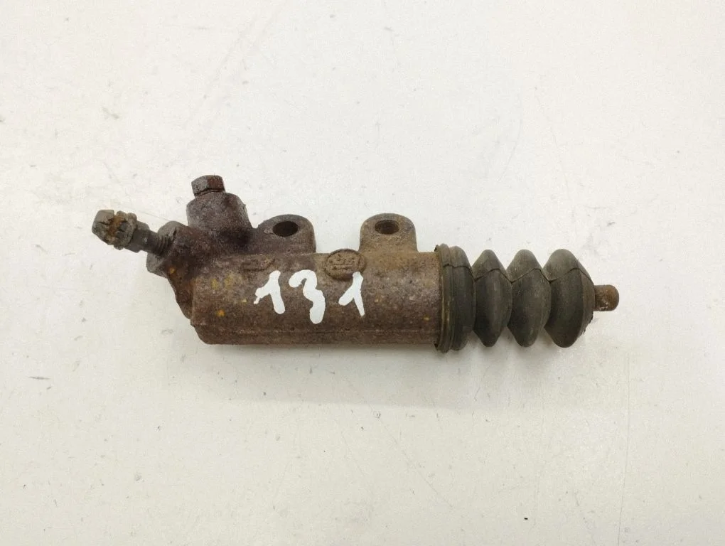Clutch slave cylinder