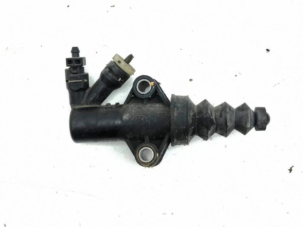 Clutch slave cylinder KE6041920B