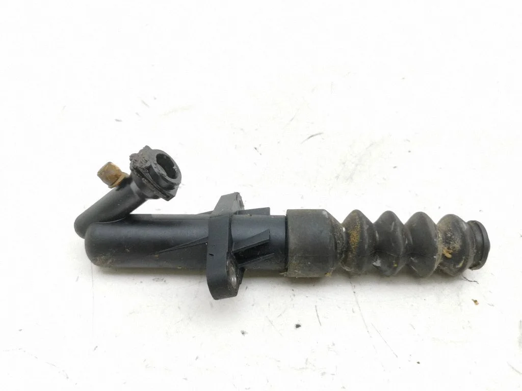 Clutch slave cylinder 9808066680