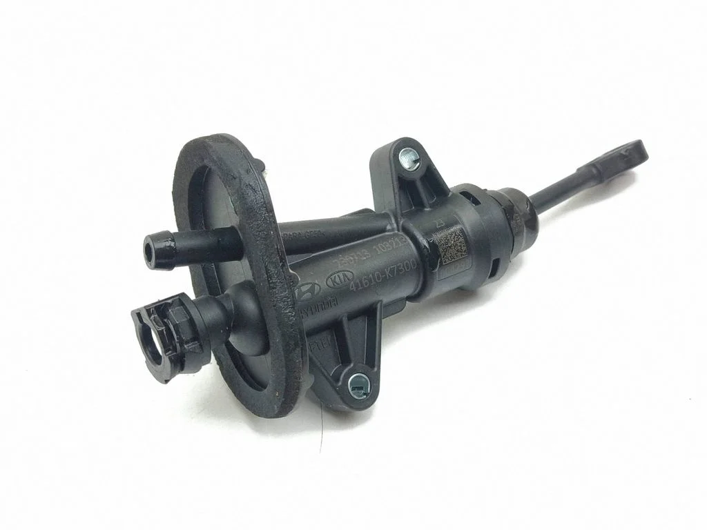 Clutch master cylinder 41610QK700