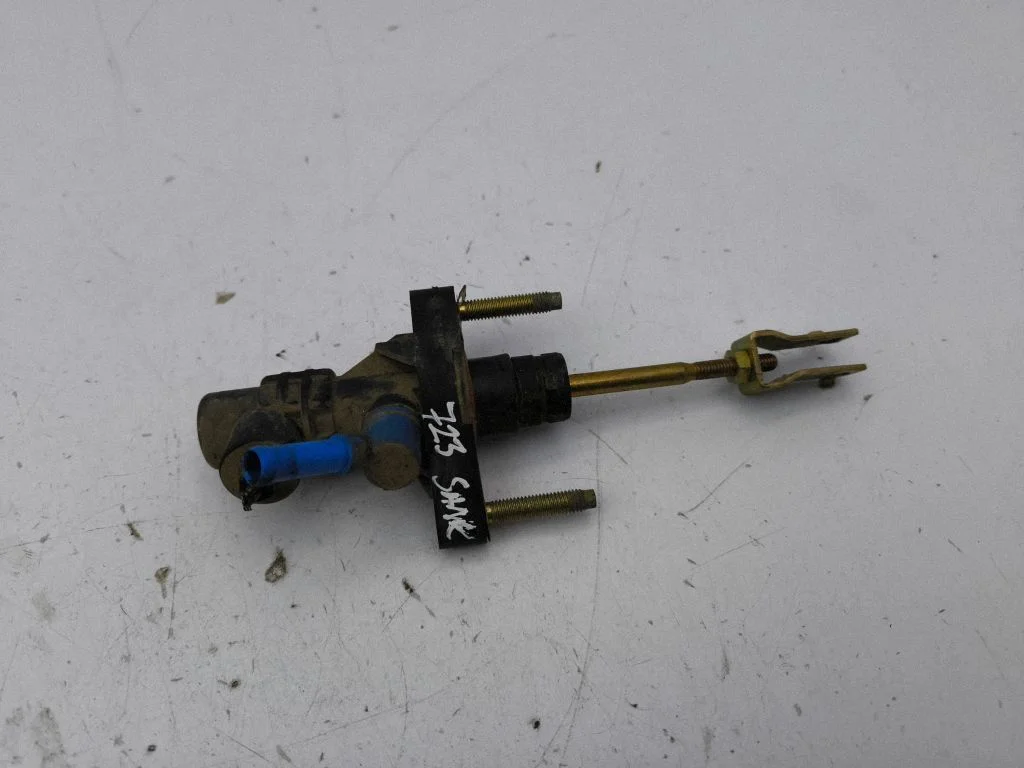 Clutch master cylinder