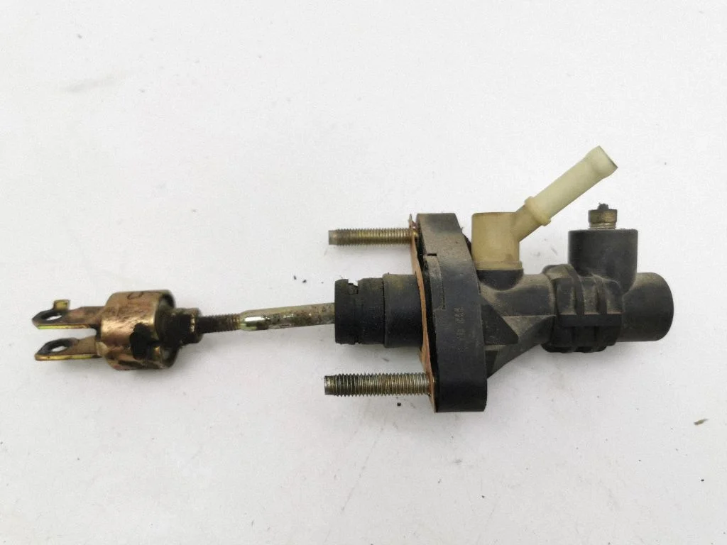 Clutch master cylinder