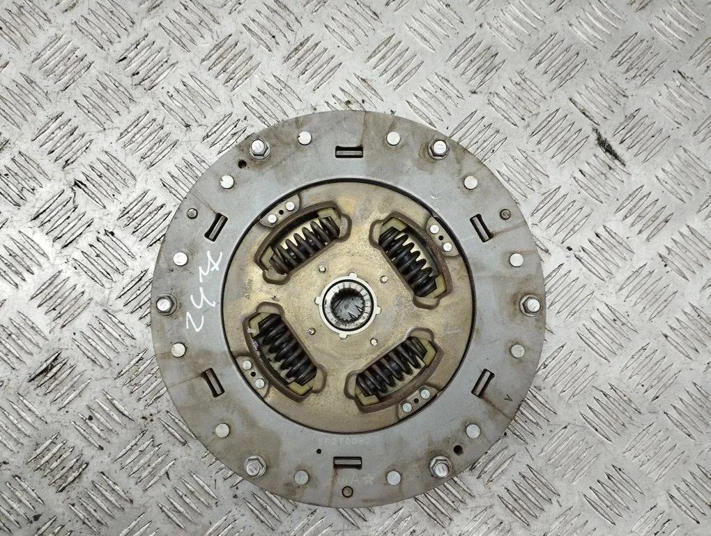Clutch set kit 5F270082