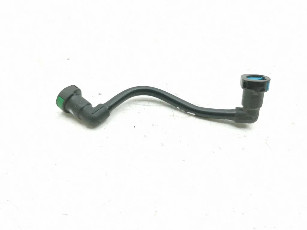 Clutch pipe/line