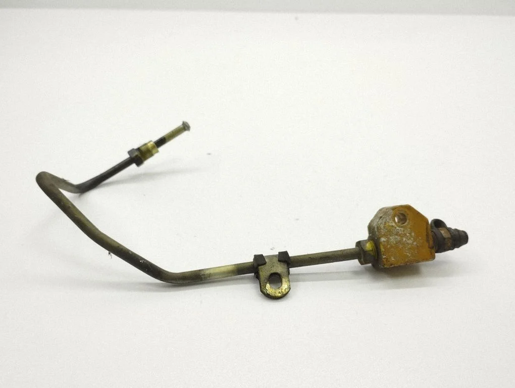 Clutch pipe/line