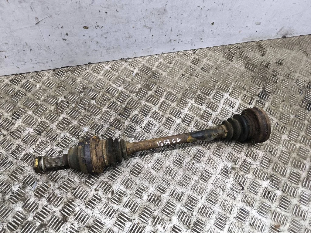 Rear driveshaft – right