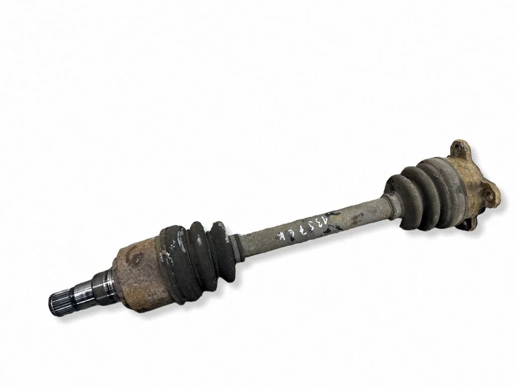 Rear driveshaft – left