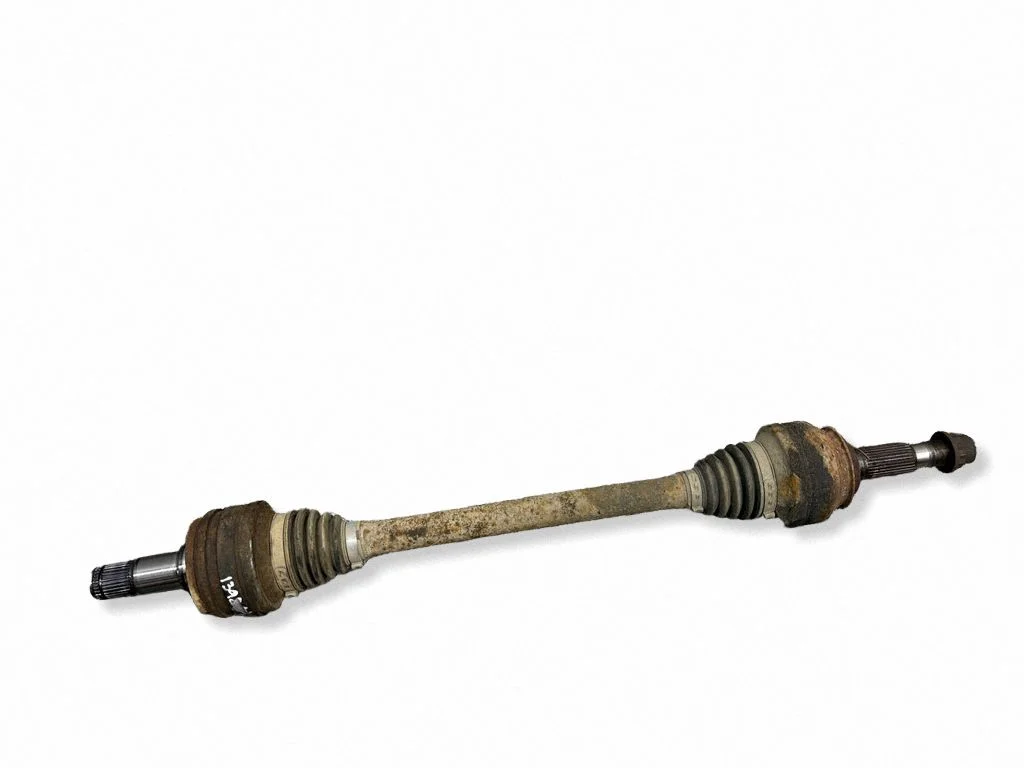 Rear driveshaft – right
