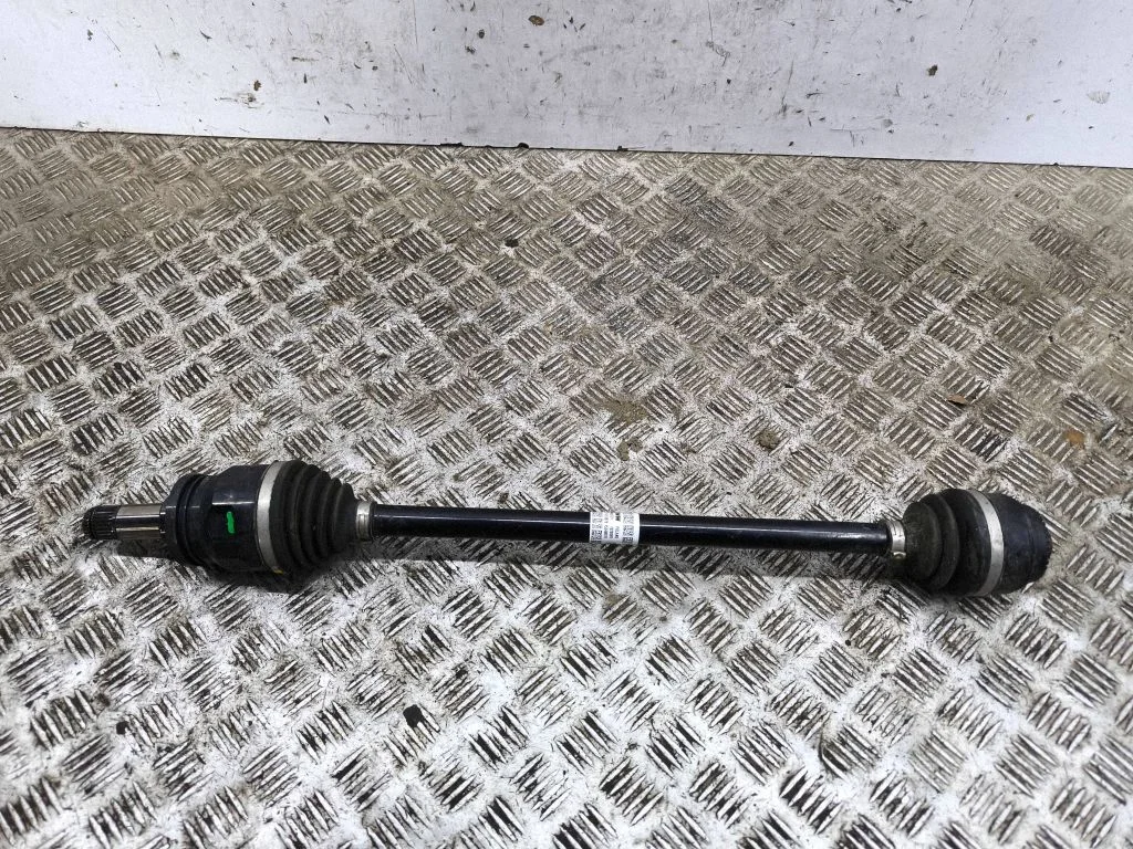 Rear driveshaft 9884802