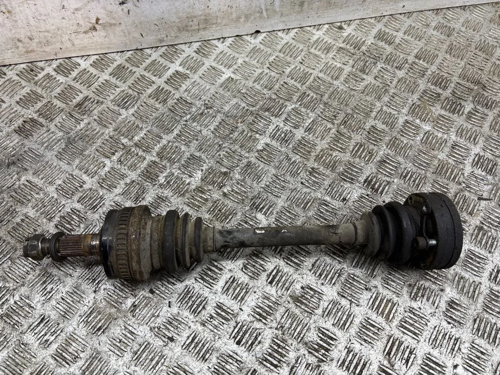 Rear driveshaft – right