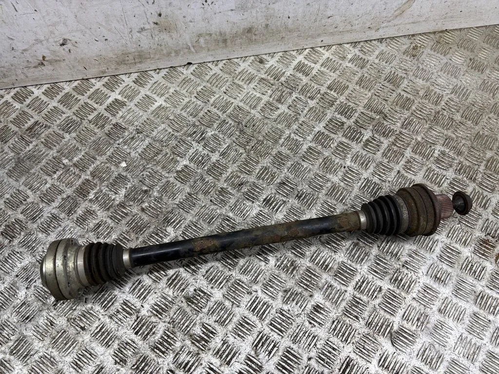 Aizmugurējā pusass 80A501203G