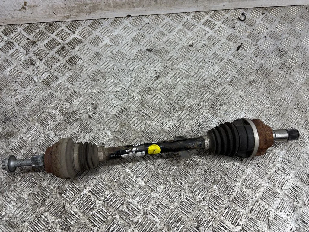Tagumine pooltelg 1EA501203D