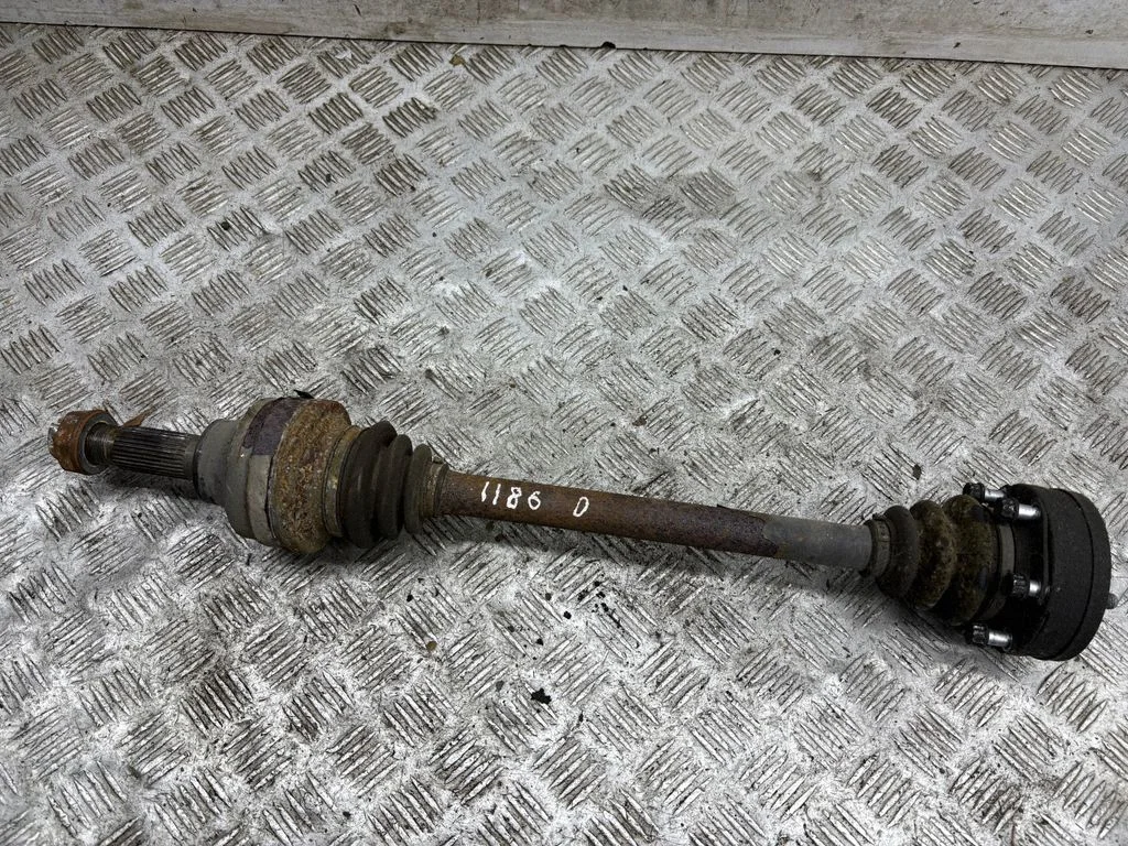 Rear driveshaft – right