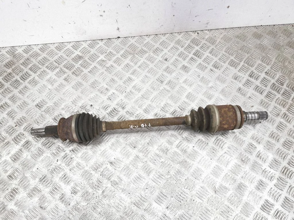 Rear driveshaft – left