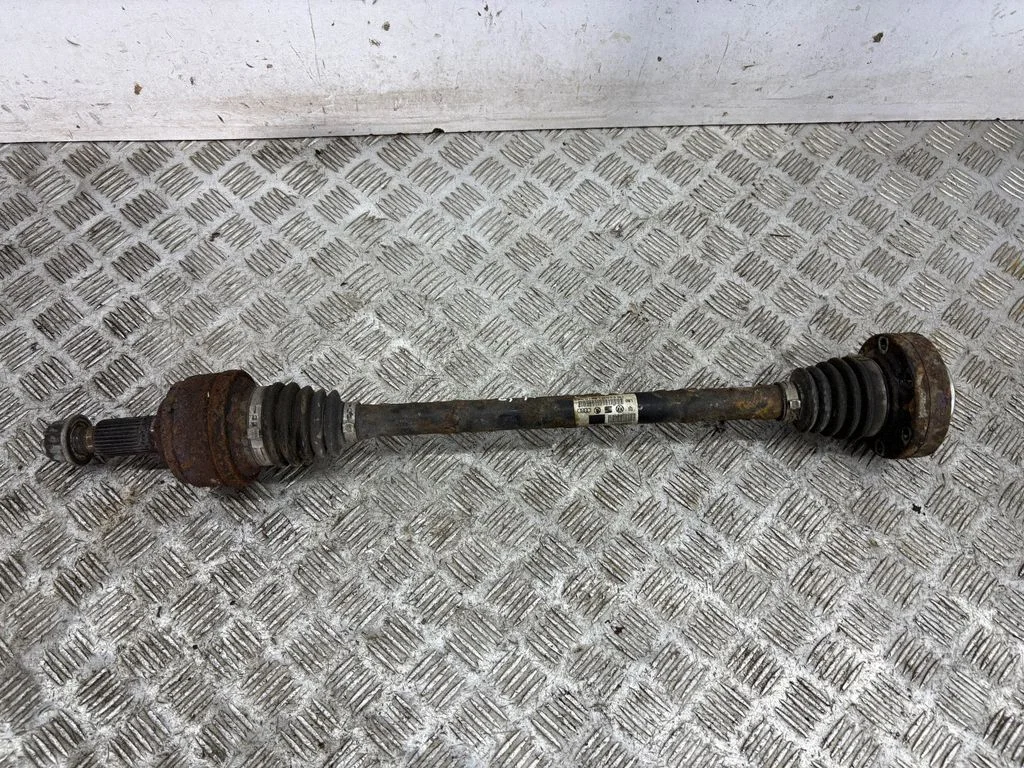 Rear driveshaft 7L8501201