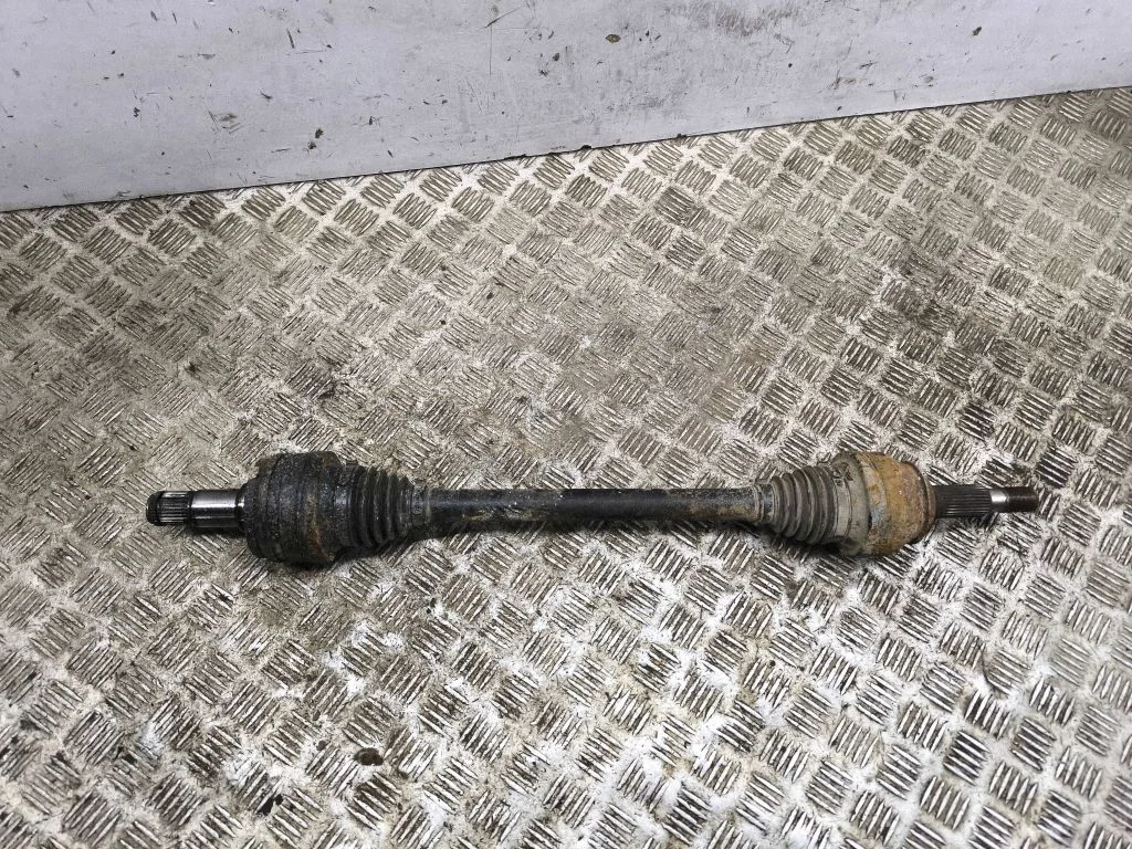 Rear driveshaft – right