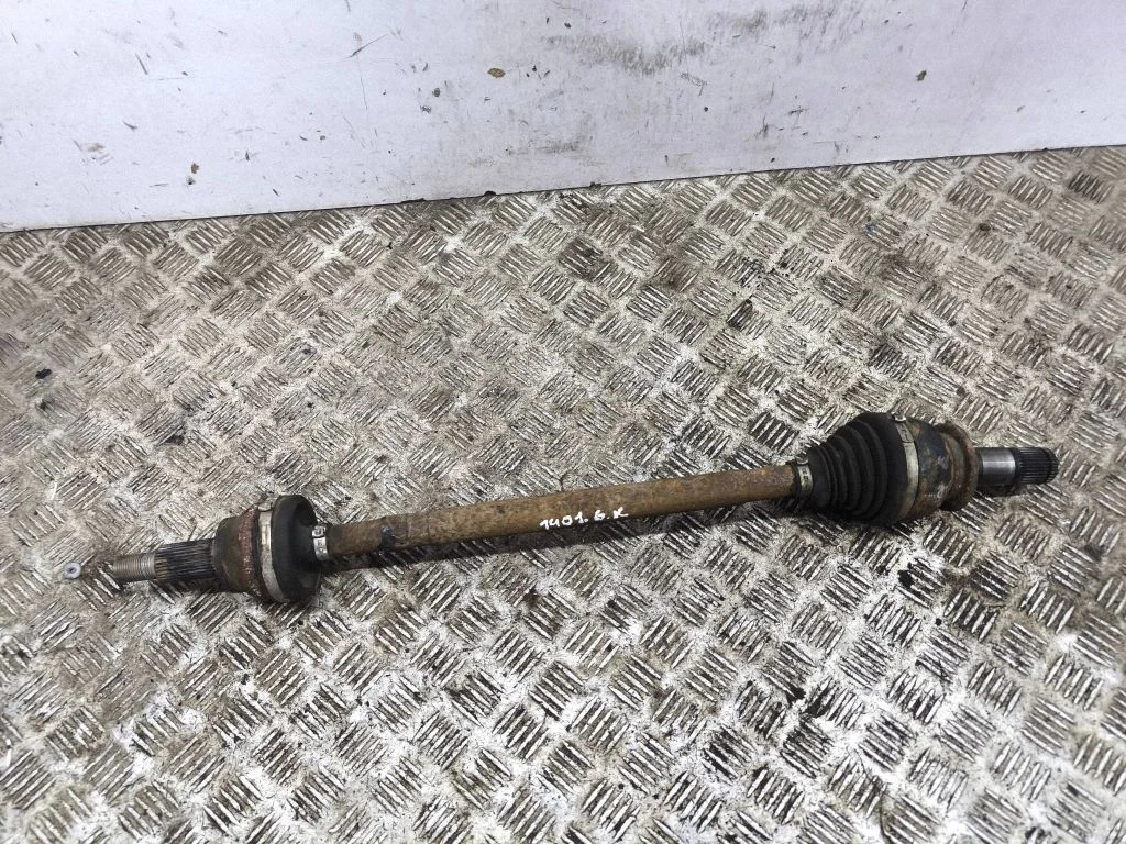 Rear driveshaft – left