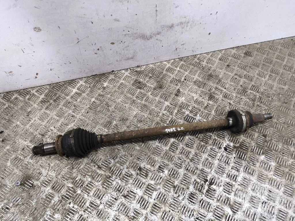 Rear driveshaft – right